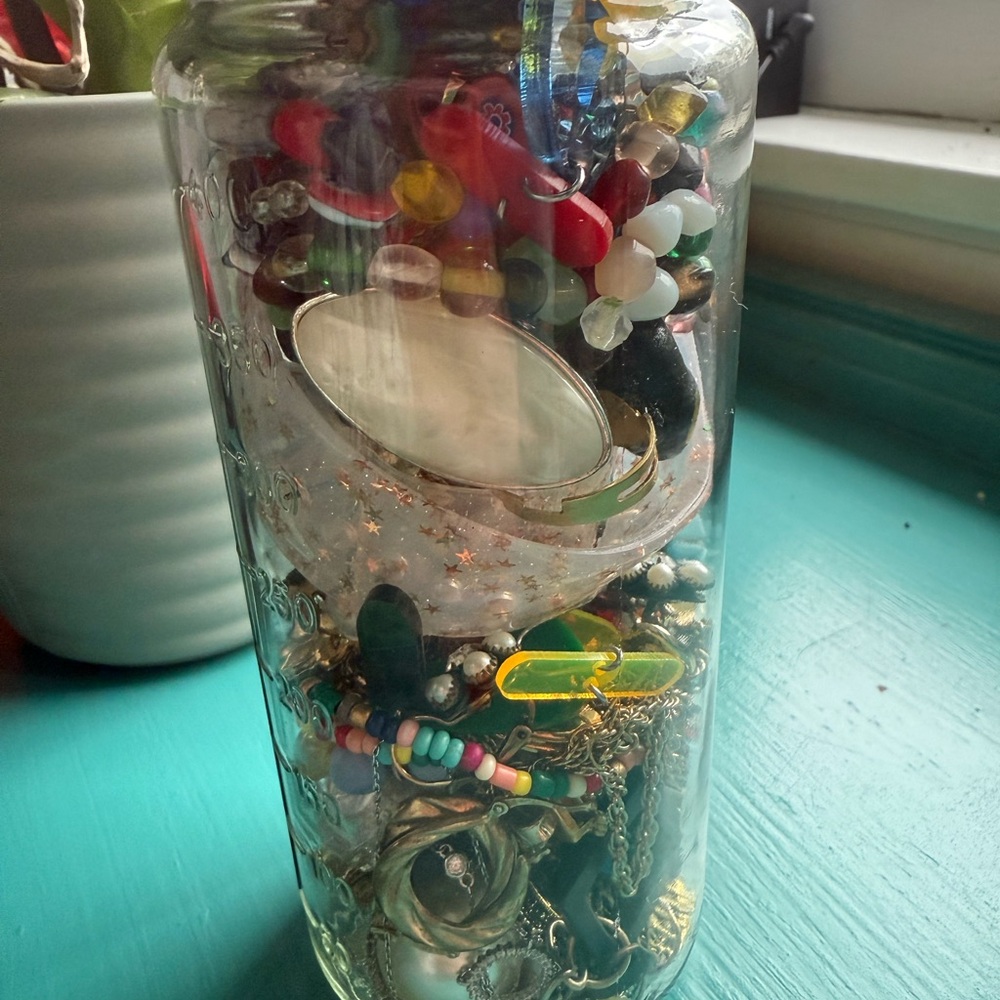 Mystery Jewelry Jar - Picture 5 of 11
